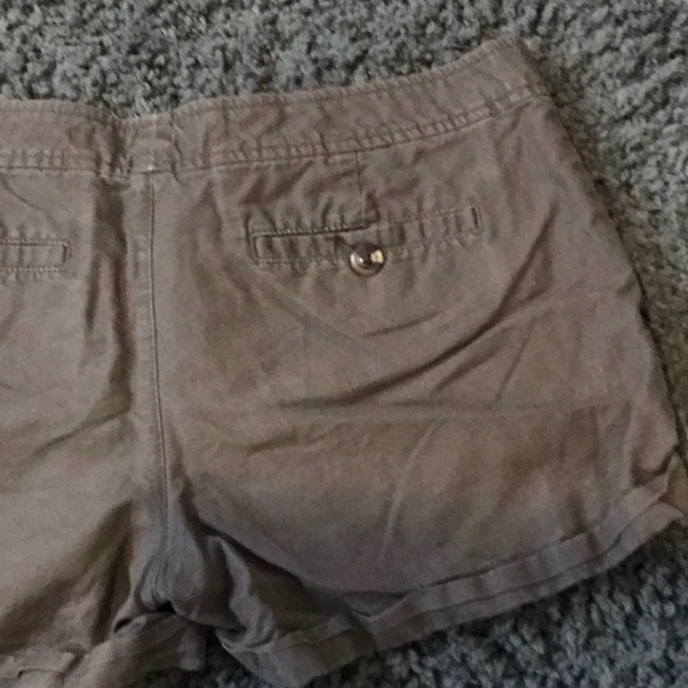 Shorts - Picture 5 of 8